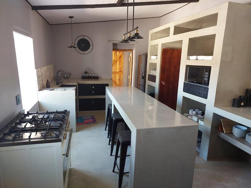 2 Bedroom Property for Sale in Nieuwoudtville Northern Cape